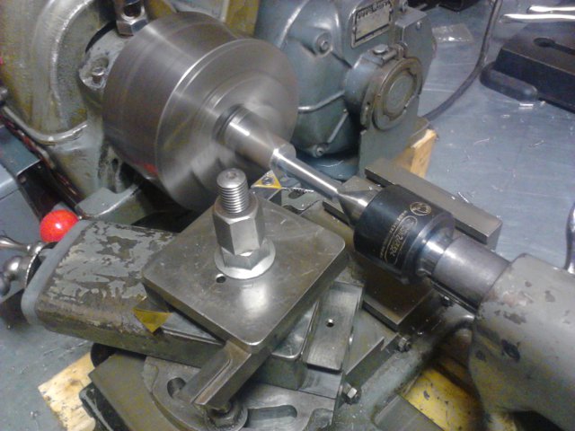 Compound set and tapper being turned