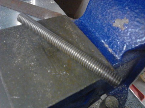 Threaded rod