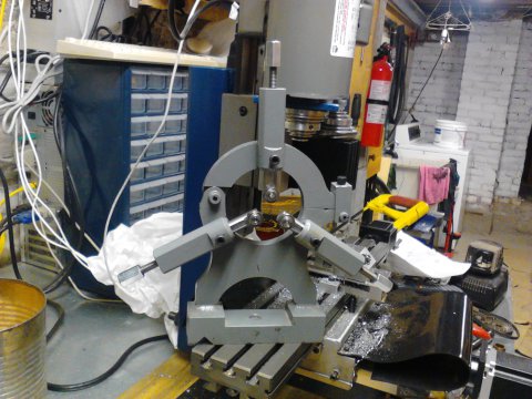 Steady rest with large ball bearing fingers